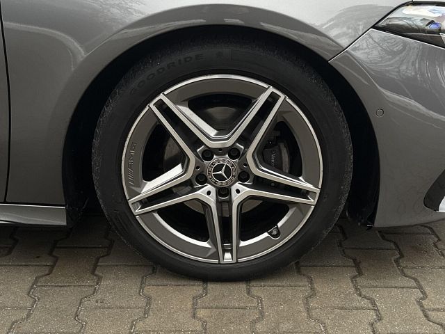 Last viewed vehicle image 4