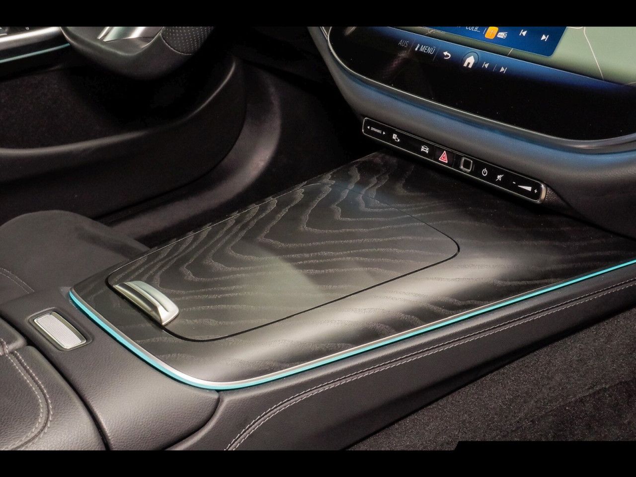 Mercedes-Benz E-Klasse – Bild 8