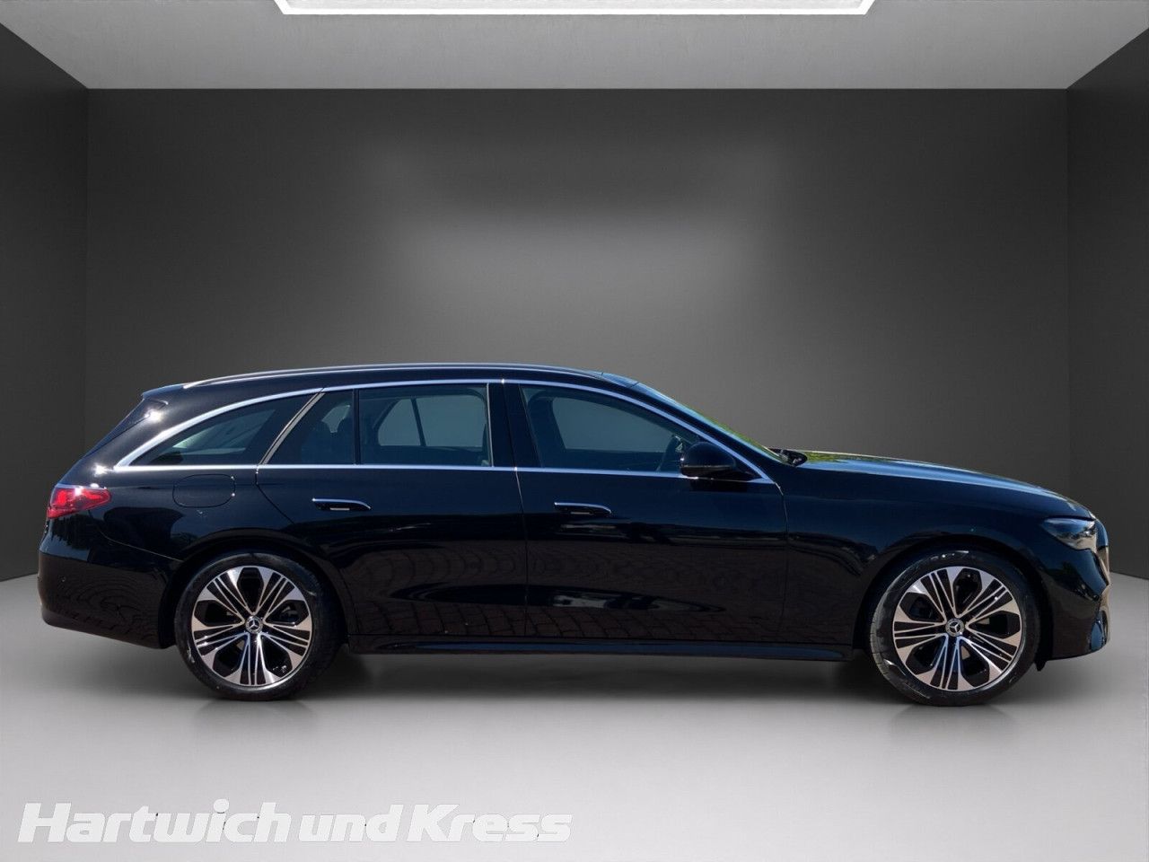 Mercedes-Benz E-Klasse – Bild 8