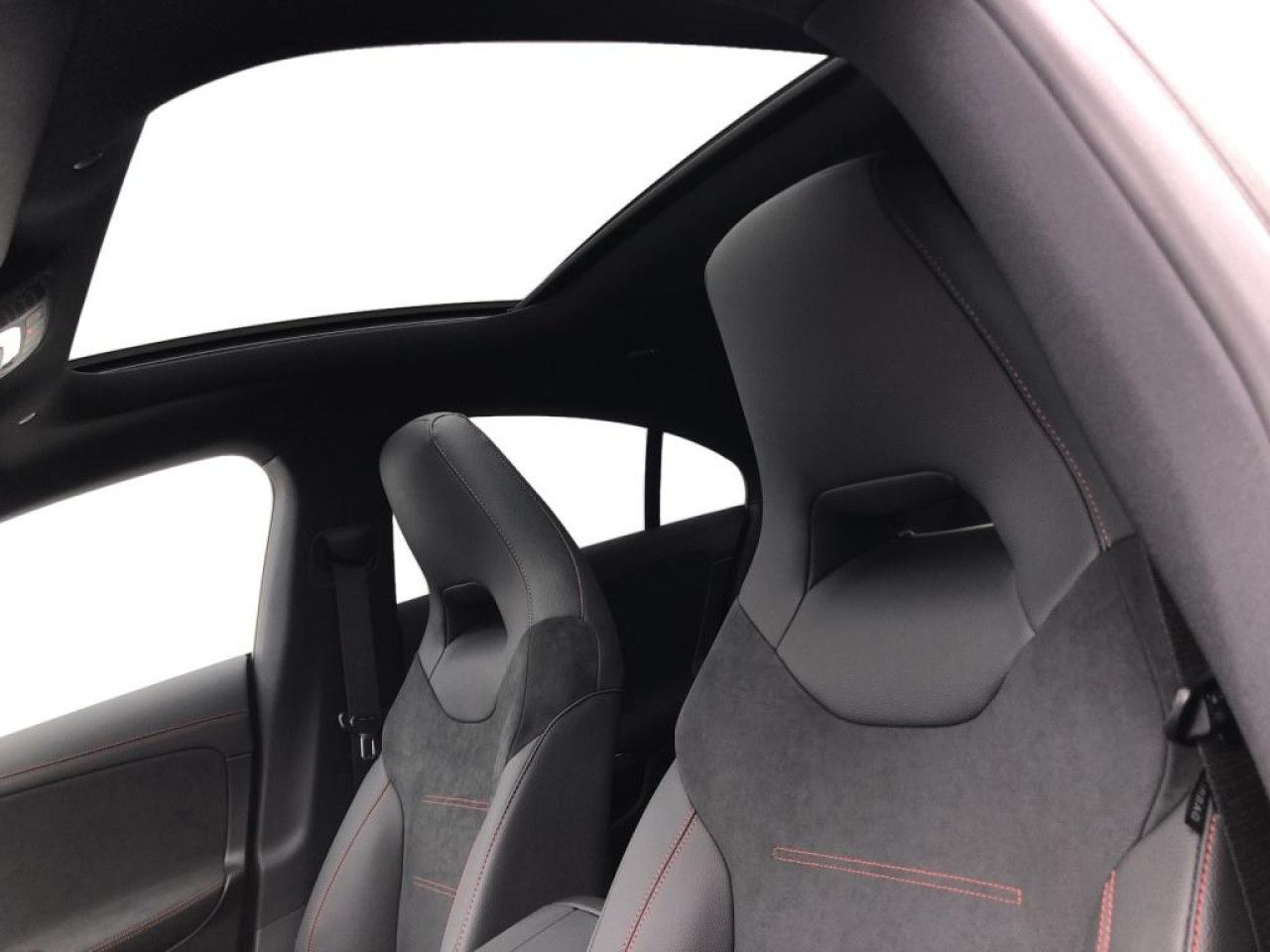 Mercedes-Benz CLA – Bild 13