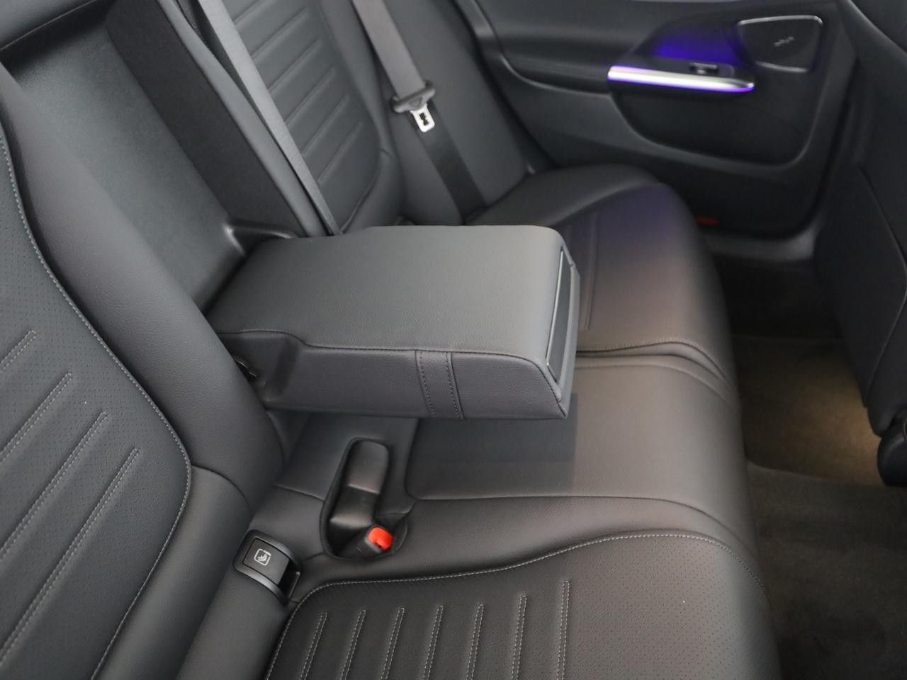 Mercedes-Benz C-Klasse – Bild 22