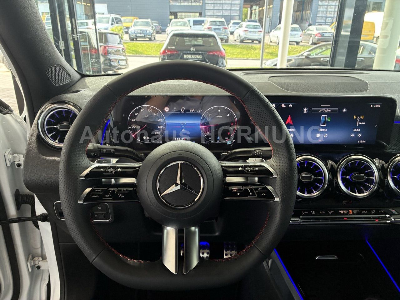 Mercedes-Benz GLB – Bild 13