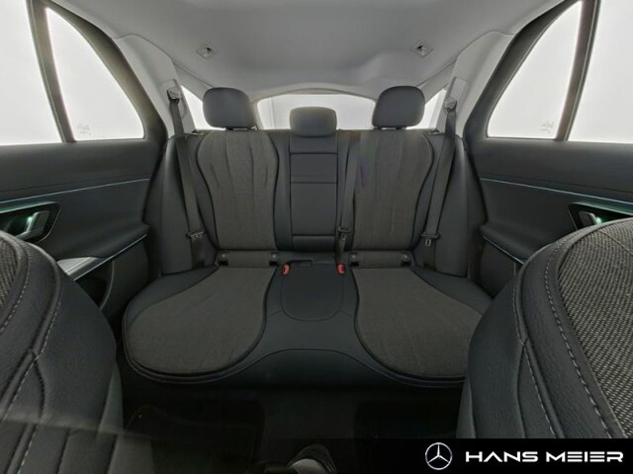 Mercedes-Benz E-Klasse – Bild 10