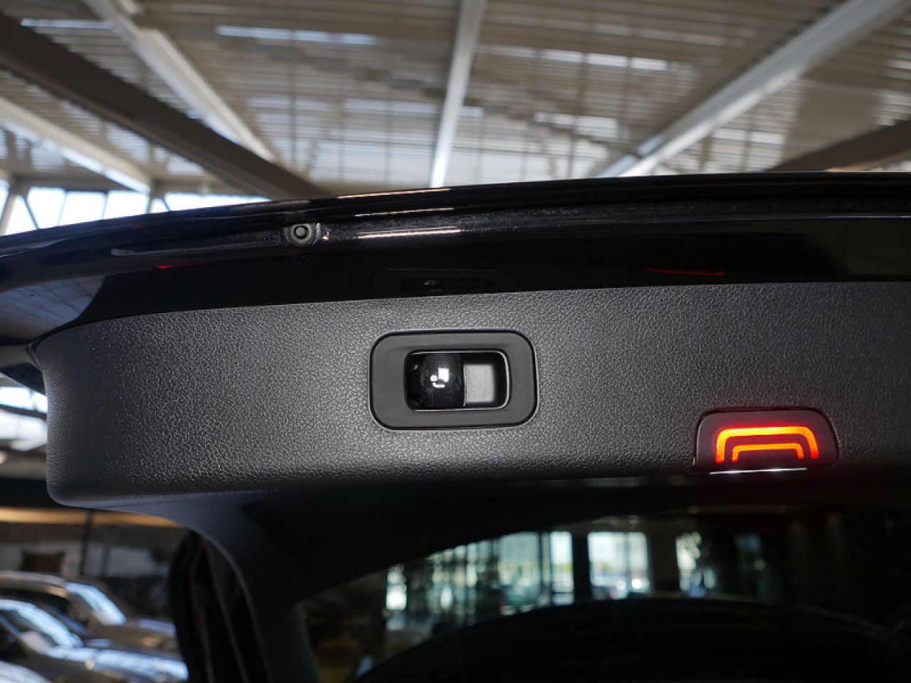 Mercedes-Benz E-Klasse – Bild 14
