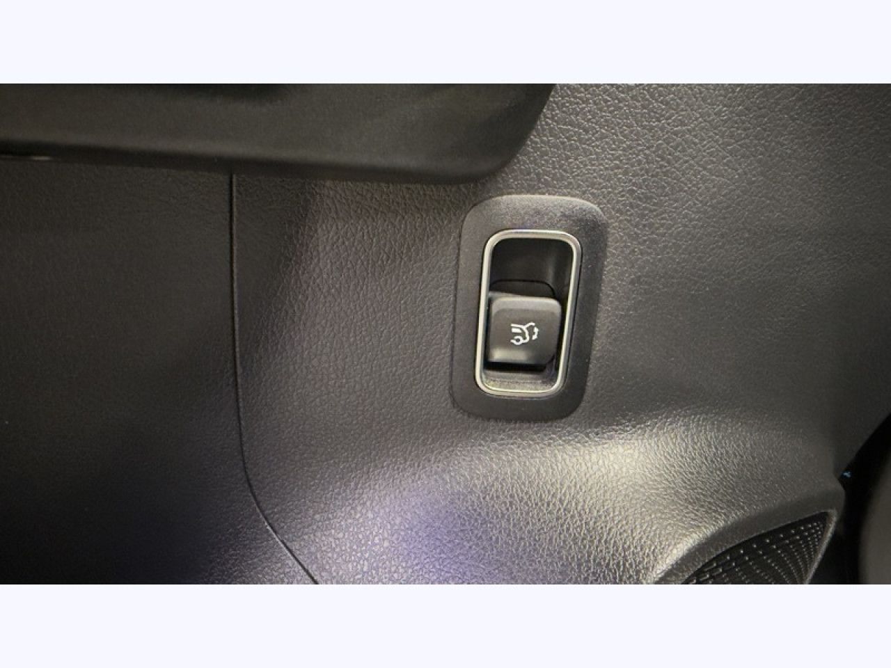 Photo du v&eacute;hicule 18 / 18