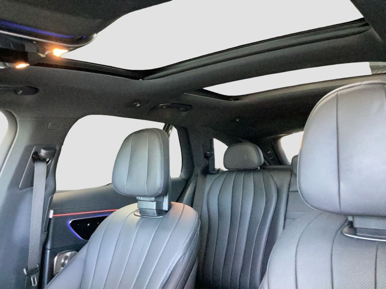 Mercedes-Benz E-Klasse – Bild 15