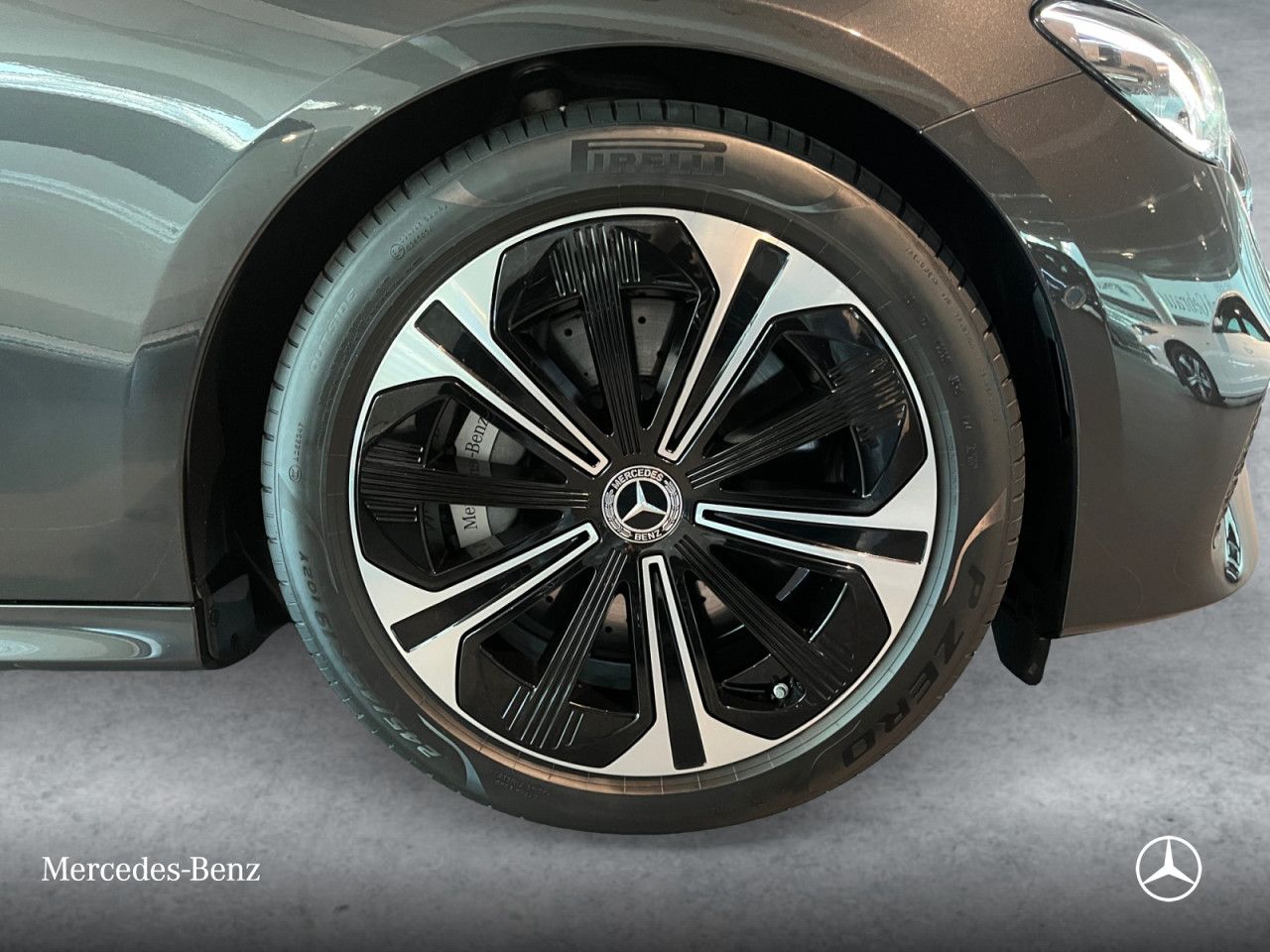 Mercedes-Benz E-Klasse – Bild 2