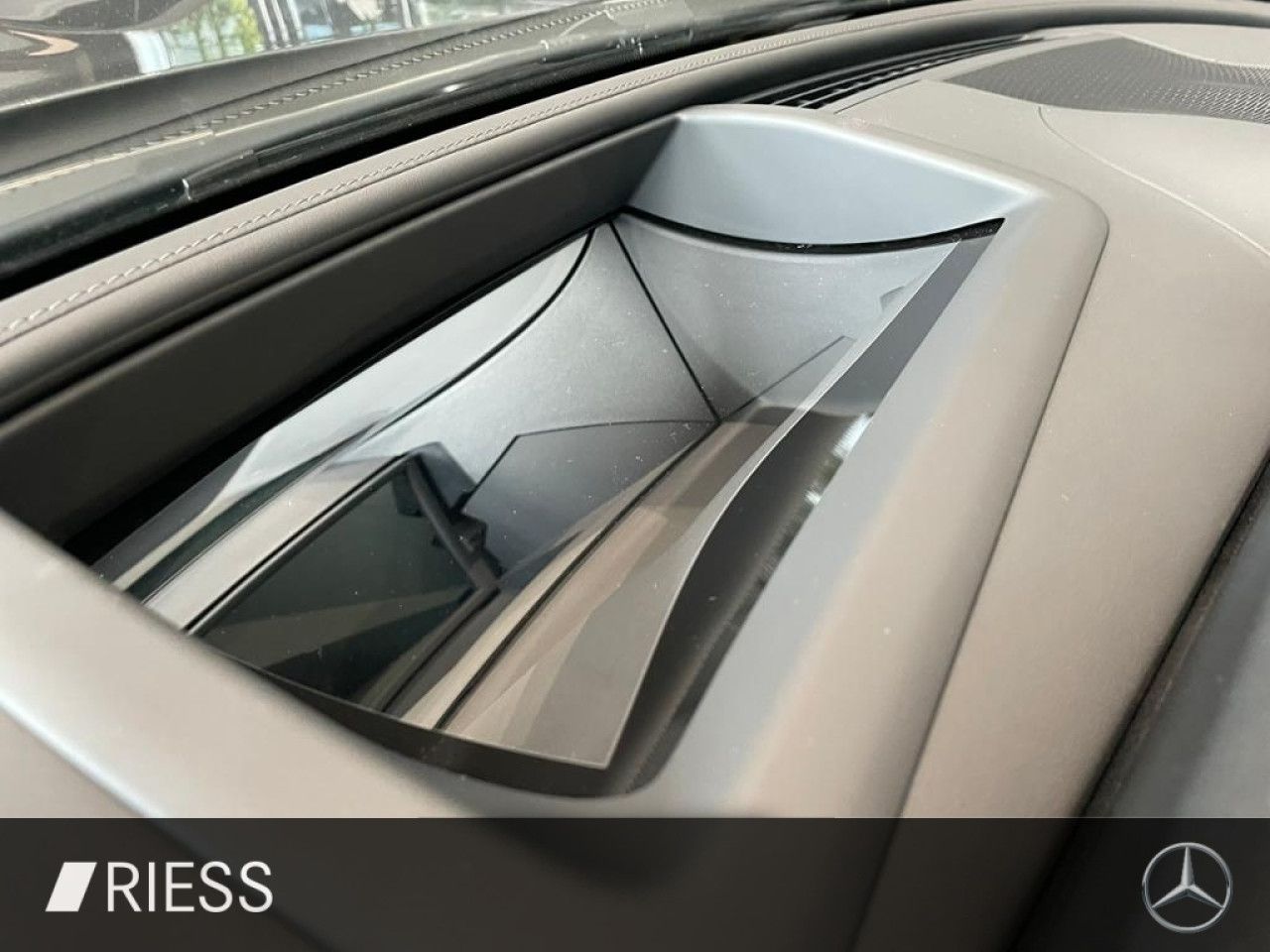 Mercedes-Benz C-Klasse – Bild 16