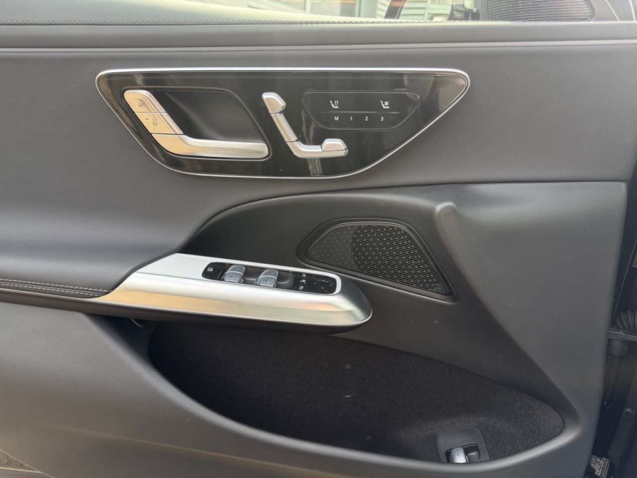 Mercedes-Benz E-Klasse – Bild 5
