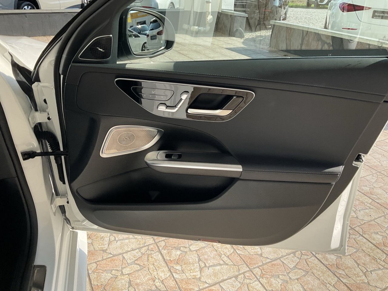 Mercedes-Benz C-Klasse – Bild 24