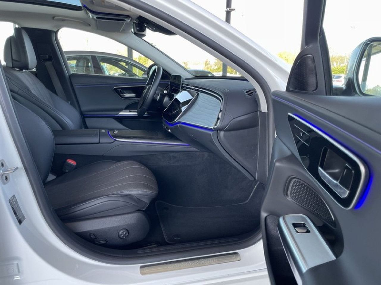 Mercedes-Benz E-Klasse – Bild 8