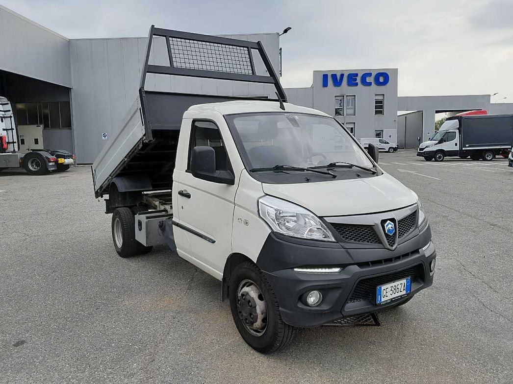 Piaggio | NP6 TW TIPP 300 SR LPG 253 TOP WHITE