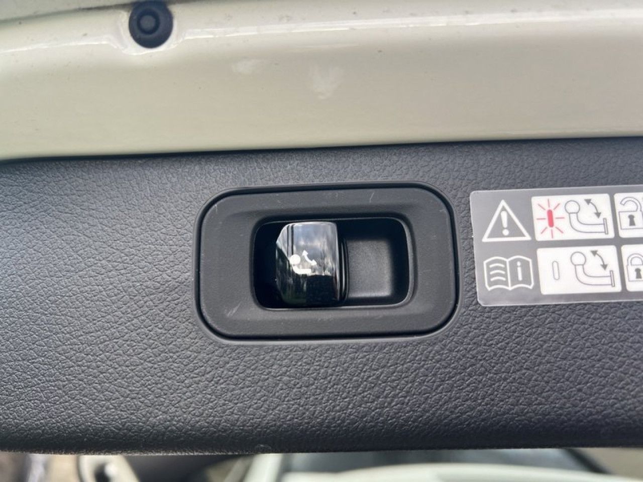 Mercedes-Benz C-Klasse – Bild 11