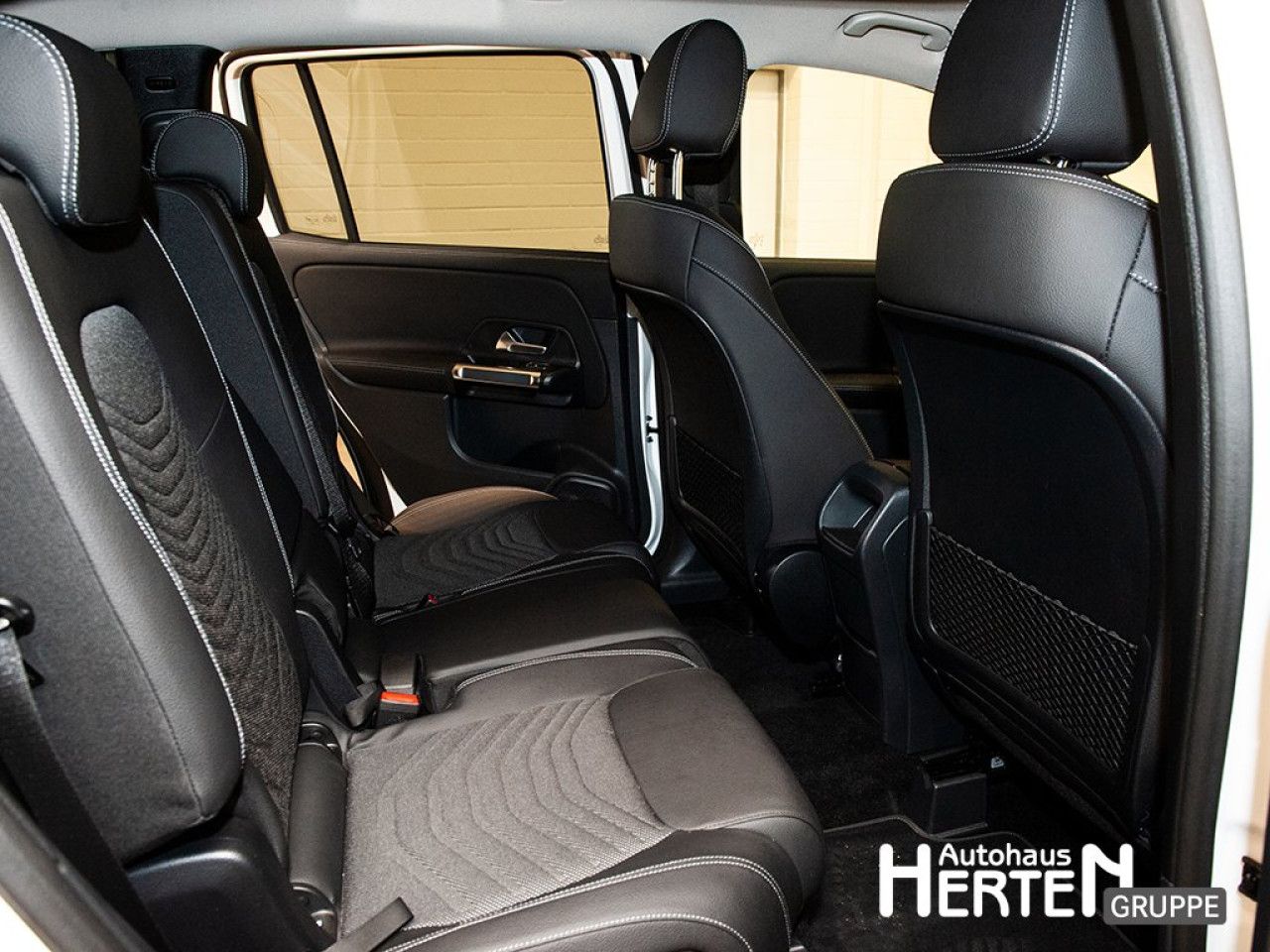 Mercedes-Benz GLB – Bild 17