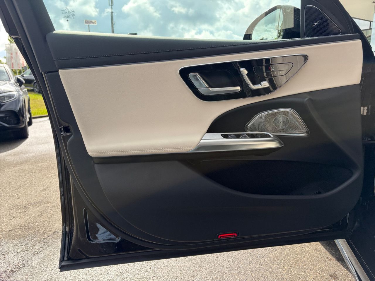 Mercedes-Benz E-Klasse – Bild 9