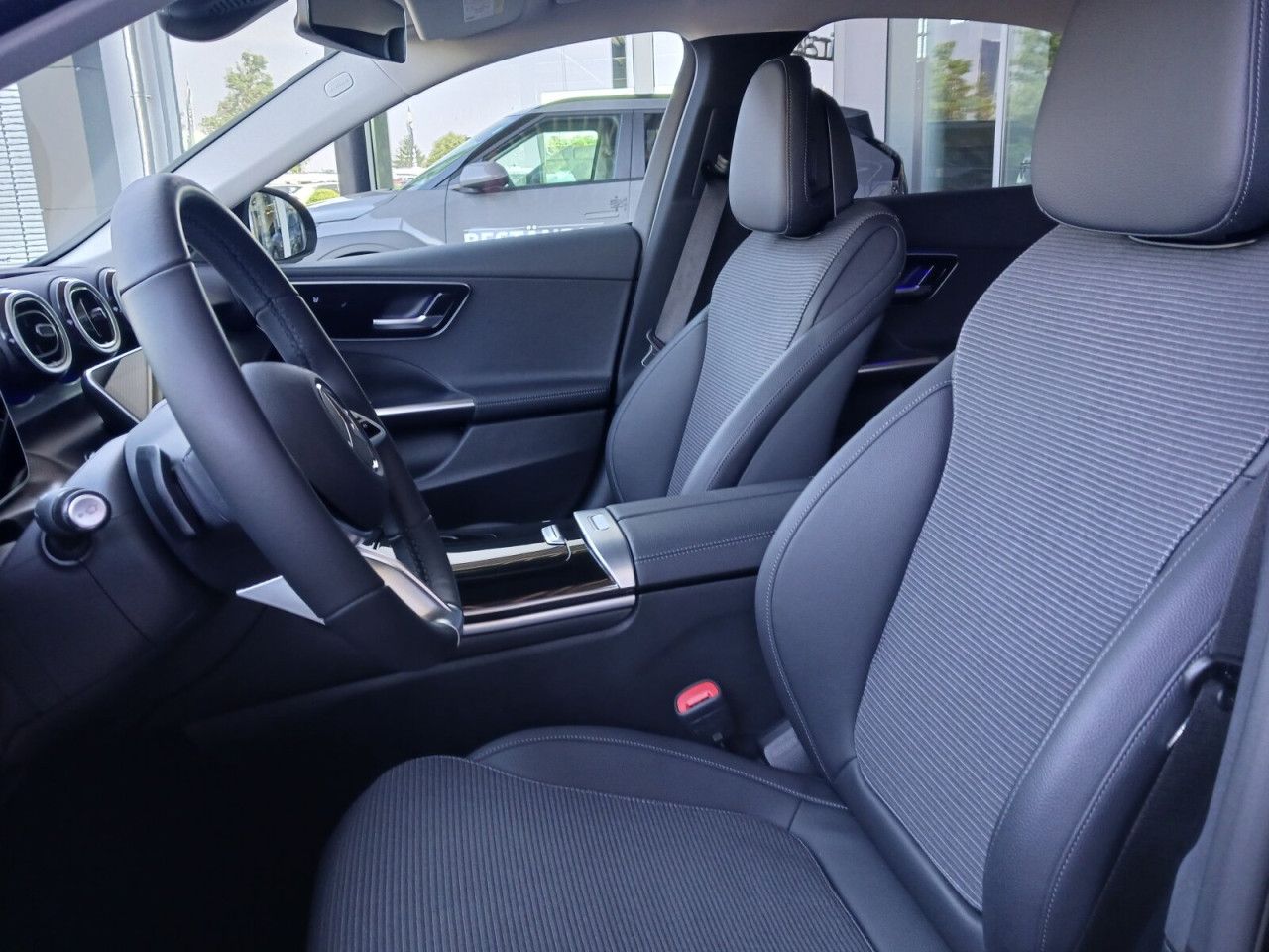 Mercedes-Benz C-Klasse – Bild 12