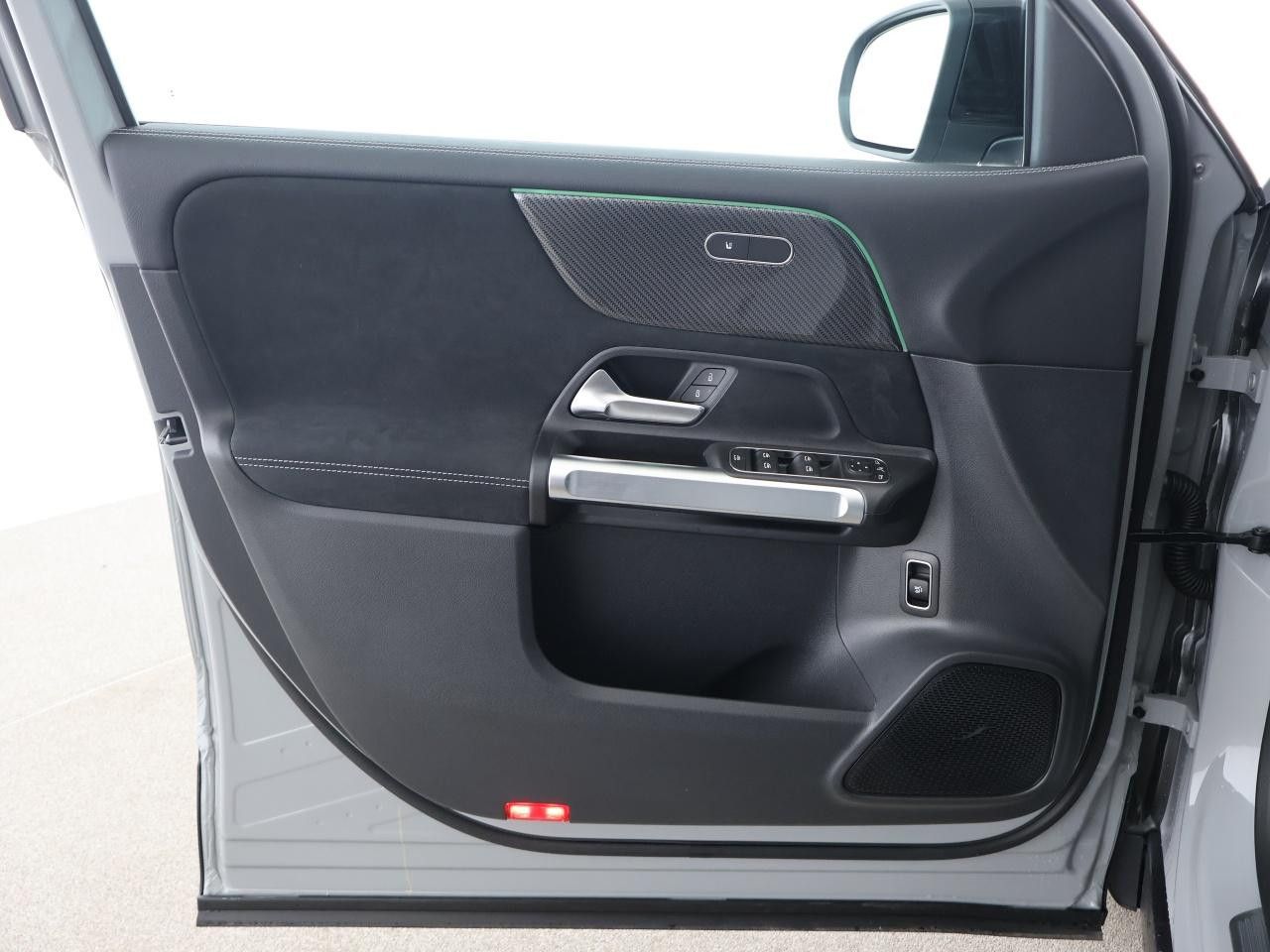 Mercedes-Benz GLB – Bild 12