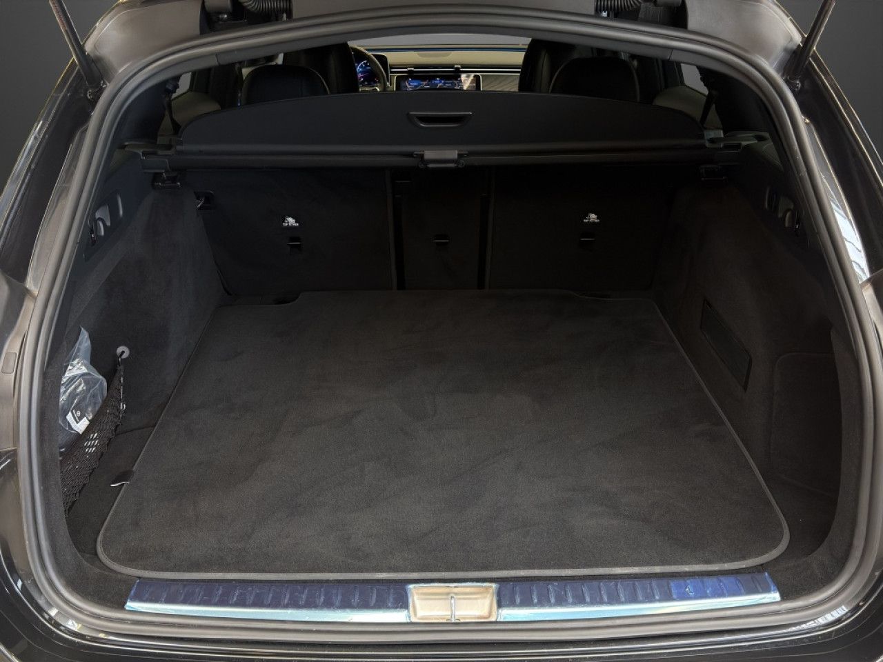 Mercedes-Benz E-Klasse – Bild 11