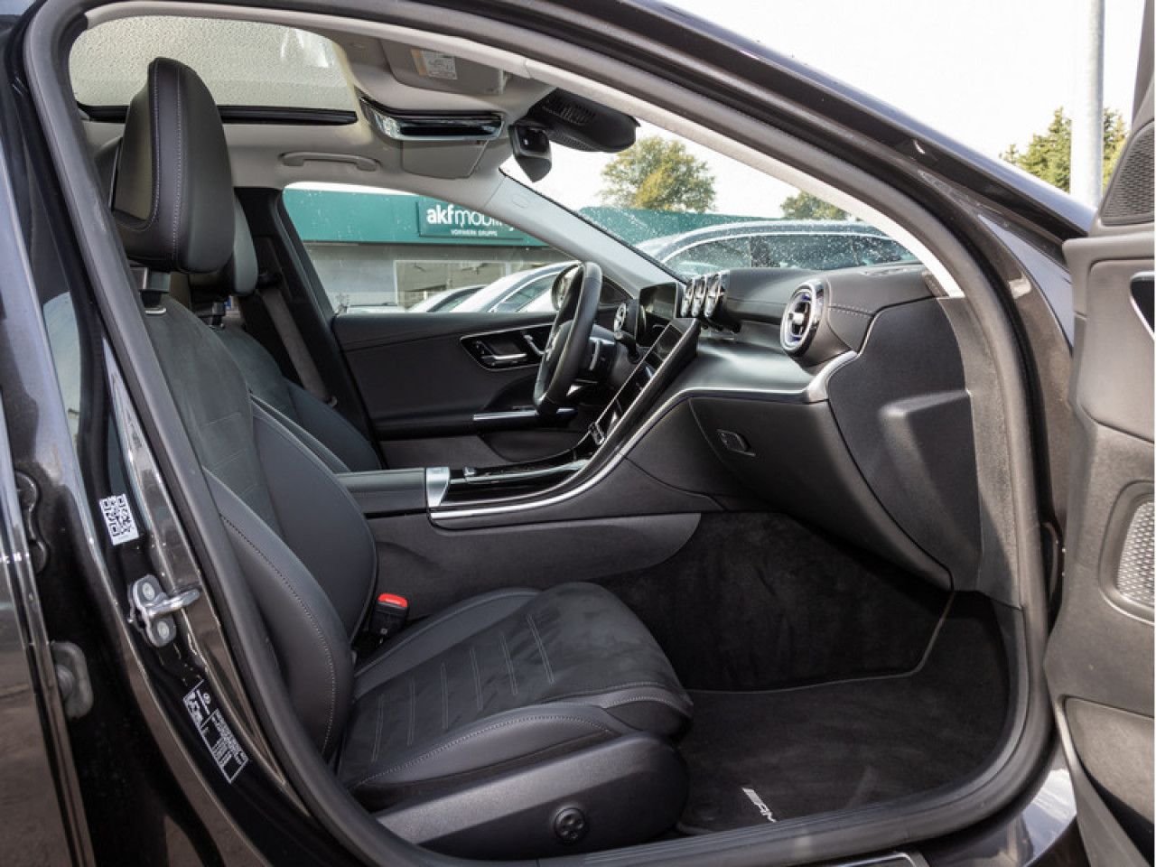 Mercedes-Benz C-Klasse – Bild 8