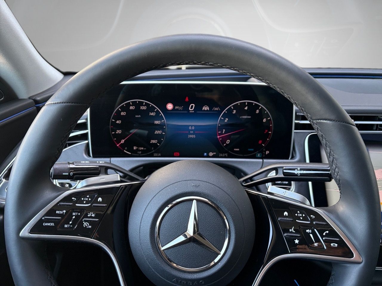 Mercedes-Benz E-Klasse – Bild 16
