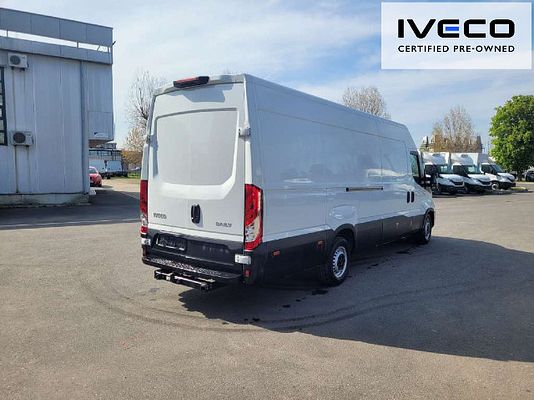 Immagine del veicolo 3 / 9