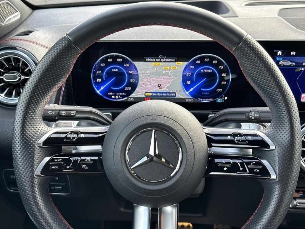 Photo du v&eacute;hicule 9 / 18