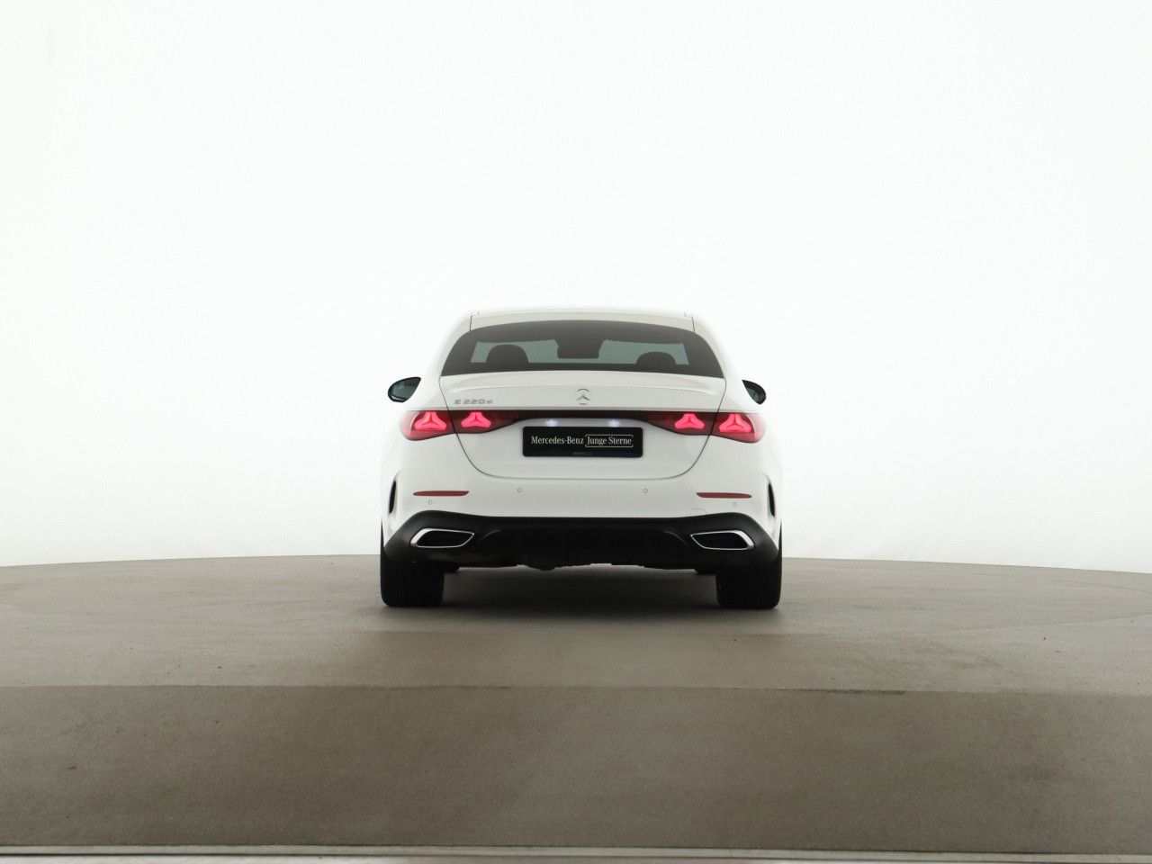 Mercedes-Benz E-Klasse – Bild 5