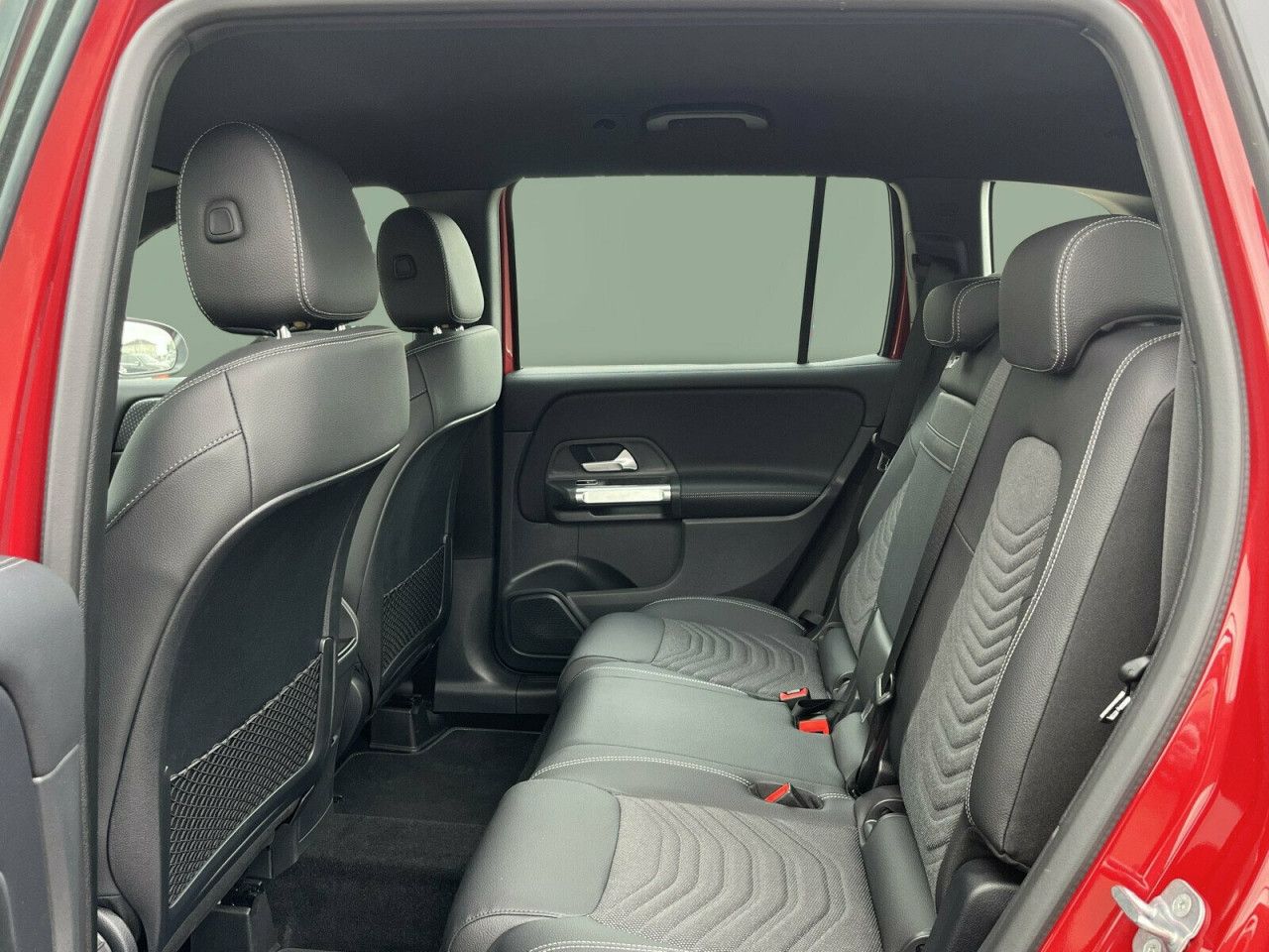 Mercedes-Benz GLB – Bild 12
