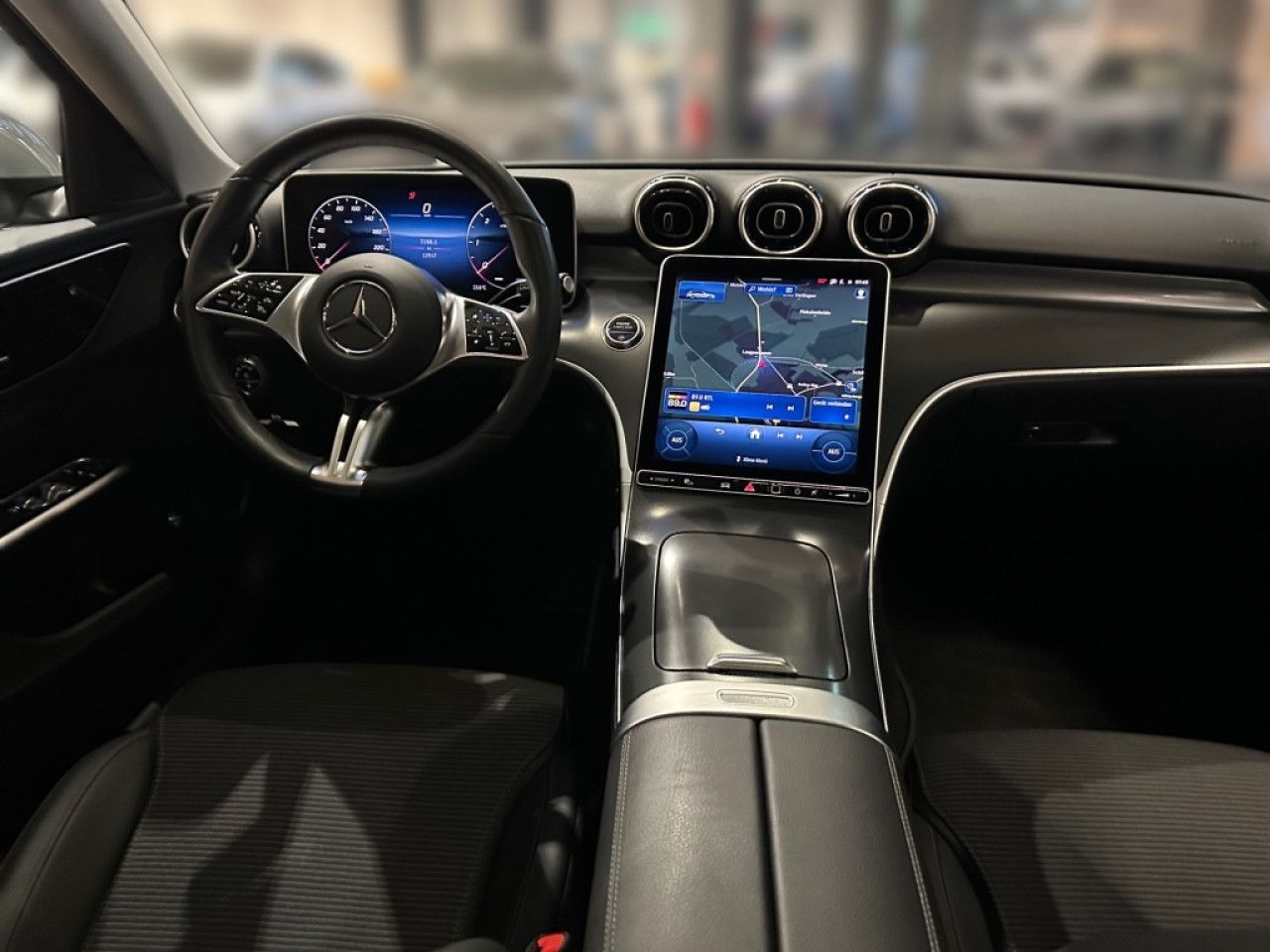Mercedes-Benz C-Klasse – Bild 8