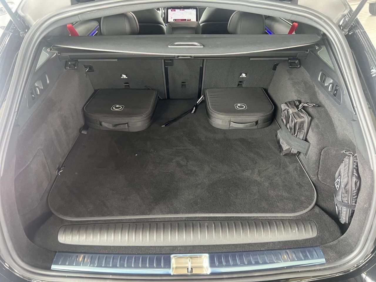 Mercedes-Benz E-Klasse – Bild 11