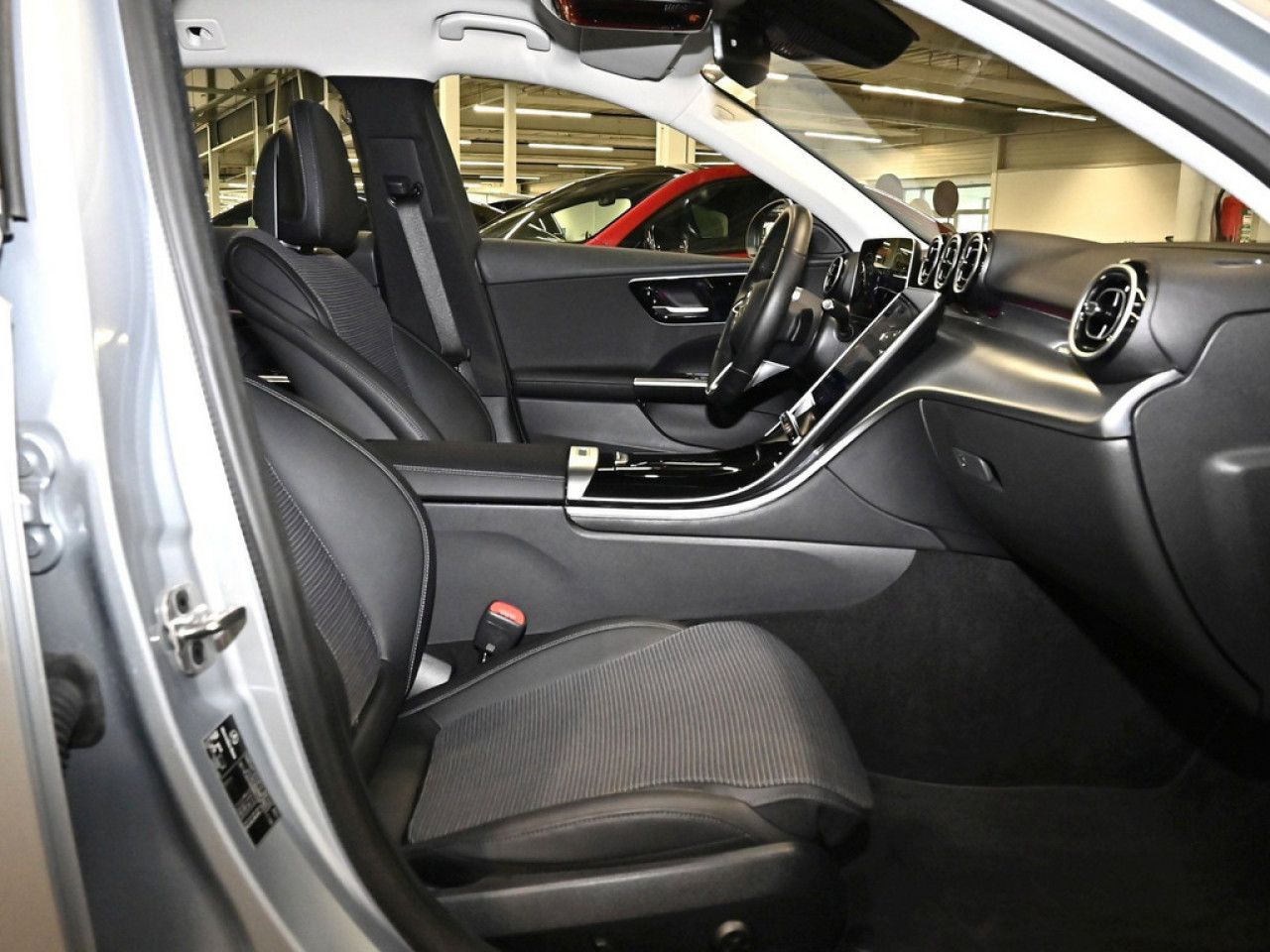 Mercedes-Benz C-Klasse – Bild 4