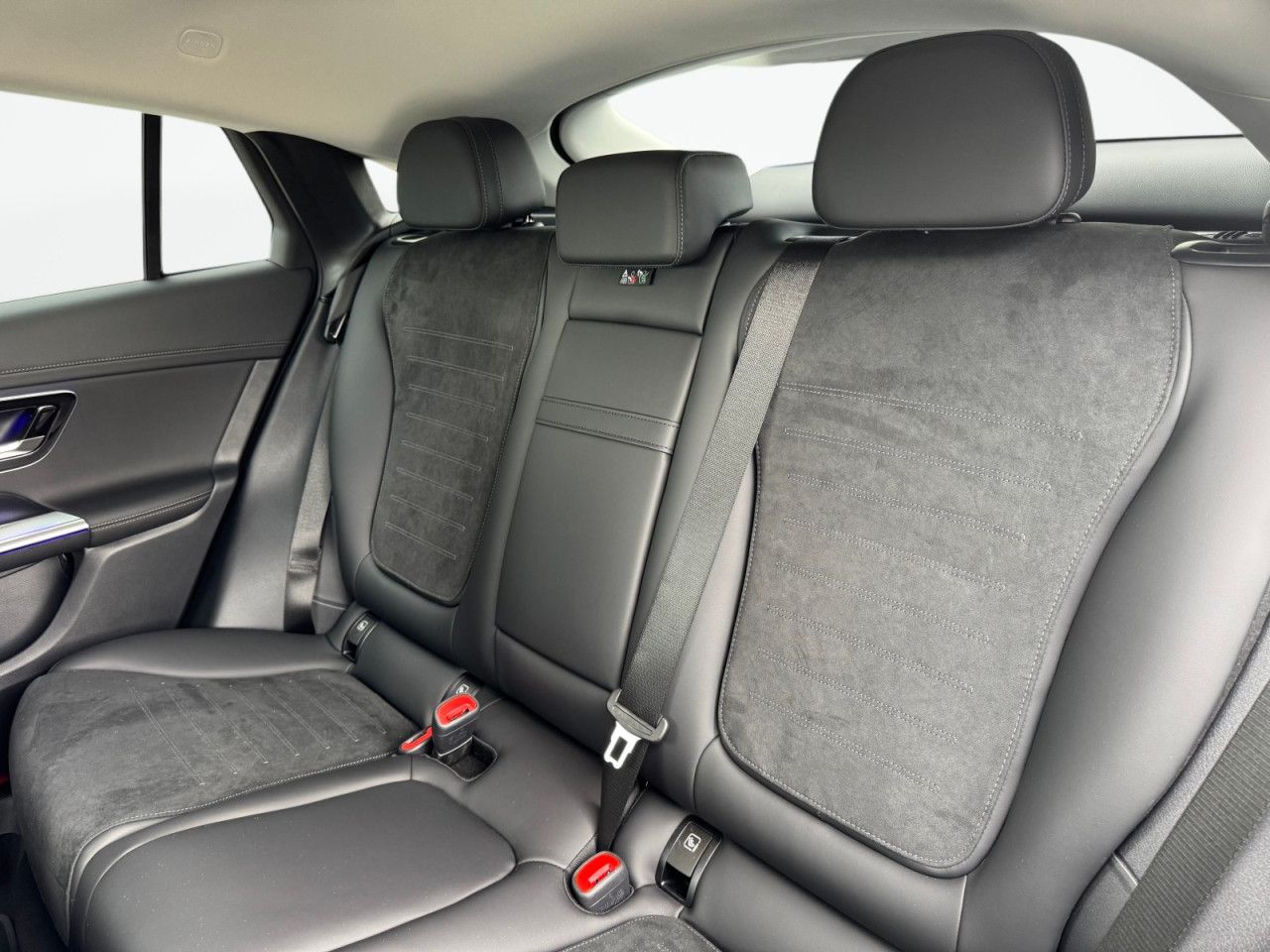 Zdjęcie pojazdu 12 / 24