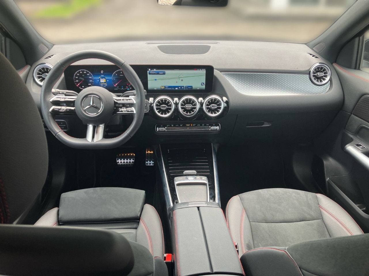 Fahrzeugbild 11 / 17