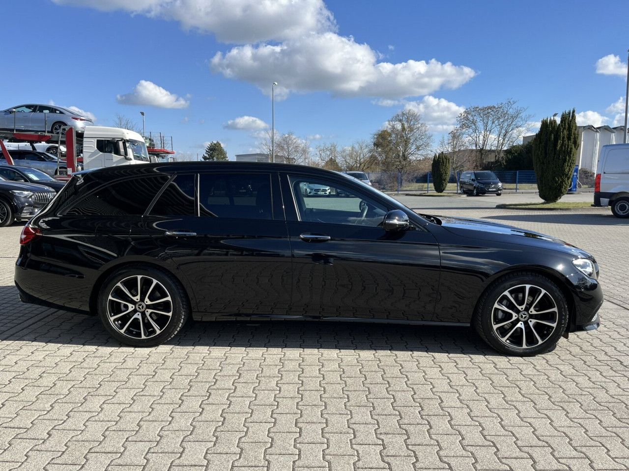 Mercedes-Benz E-Klasse – Bild 5