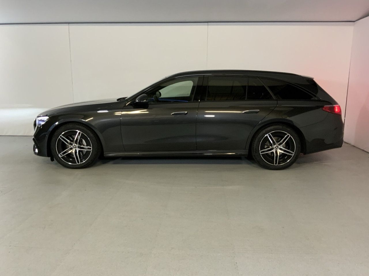 Mercedes-Benz E-Klasse – Bild 3