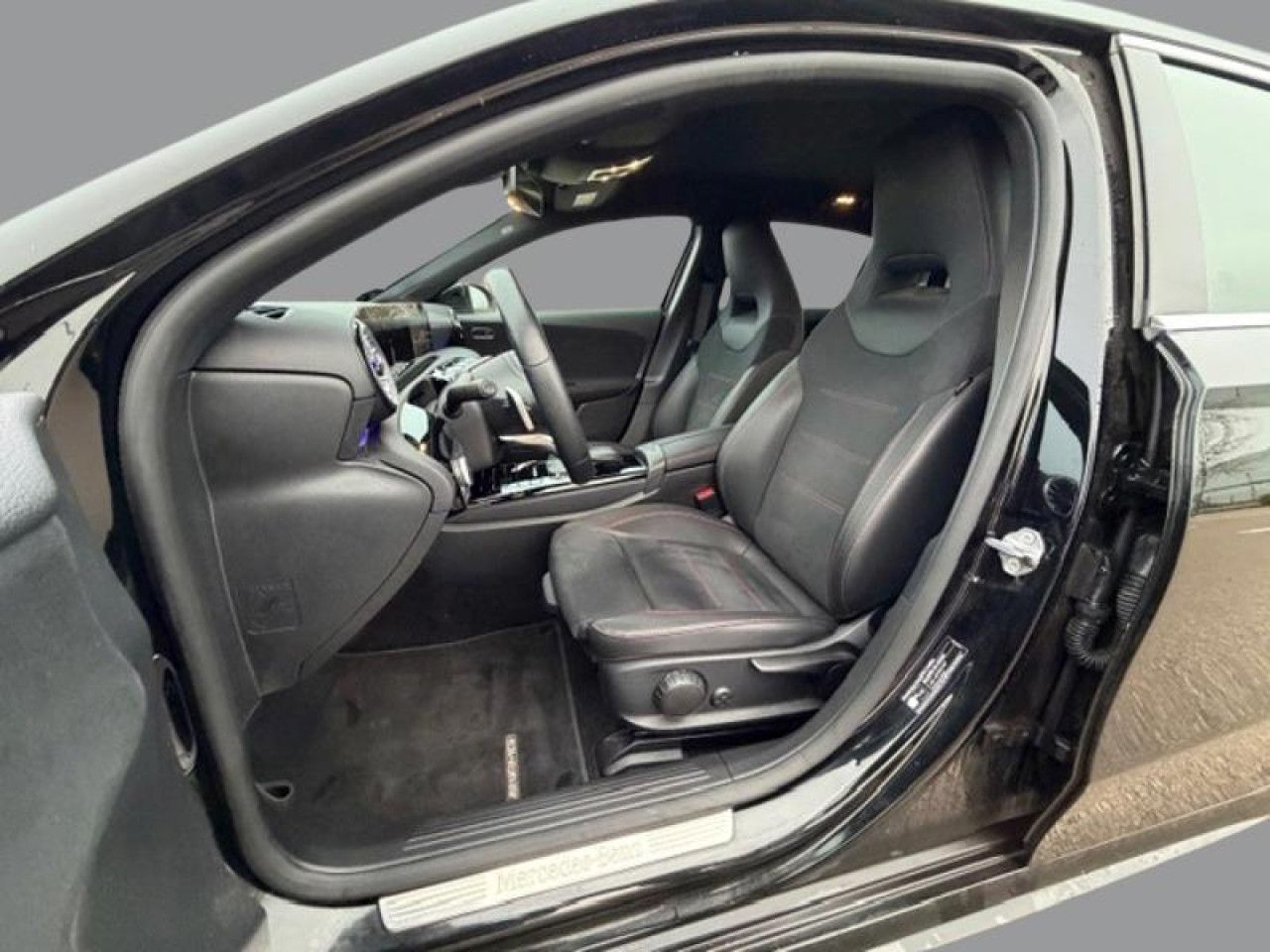 Photo du véhicule 18 / 18