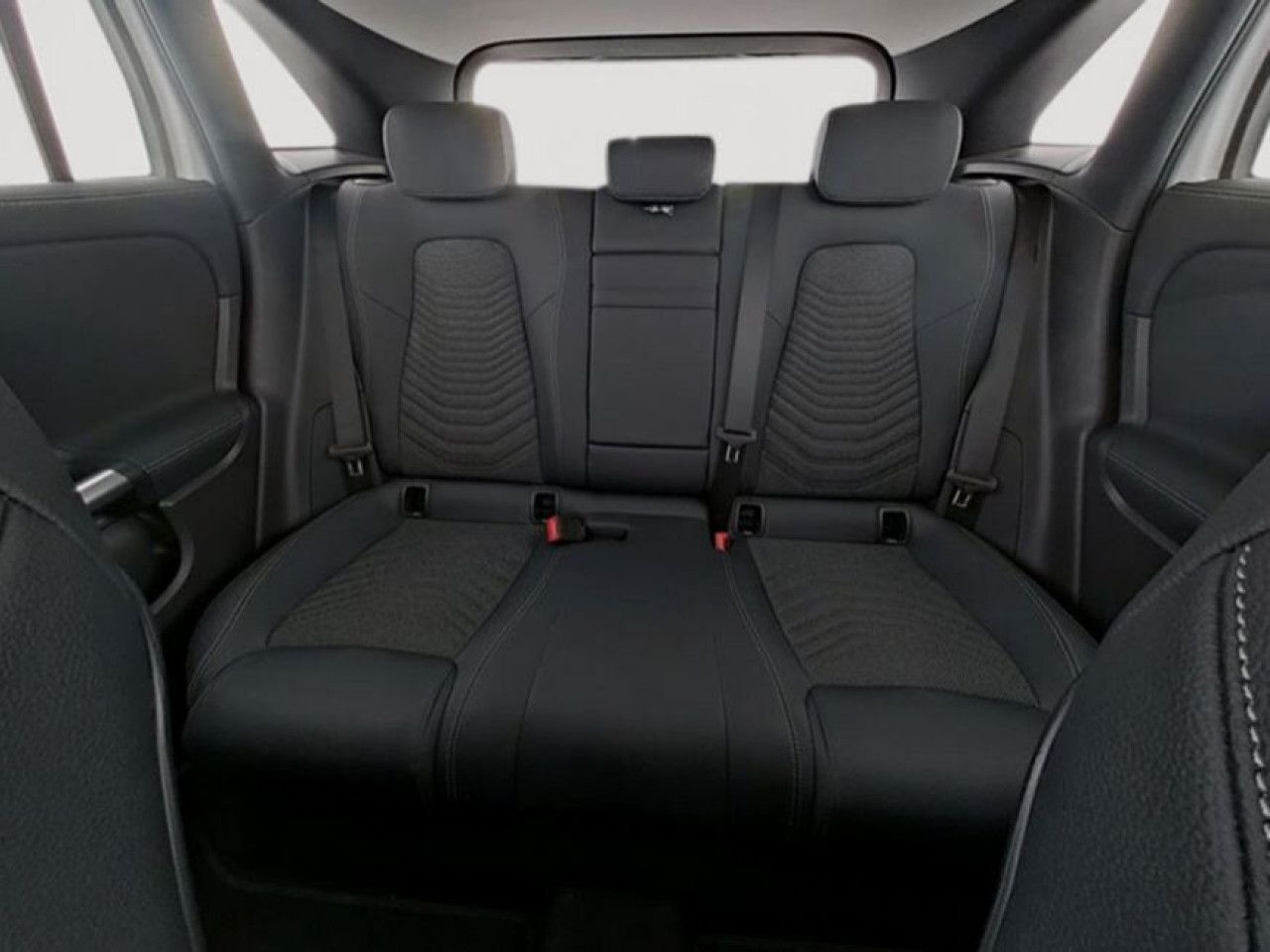 Mercedes-Benz EQA – Bild 8