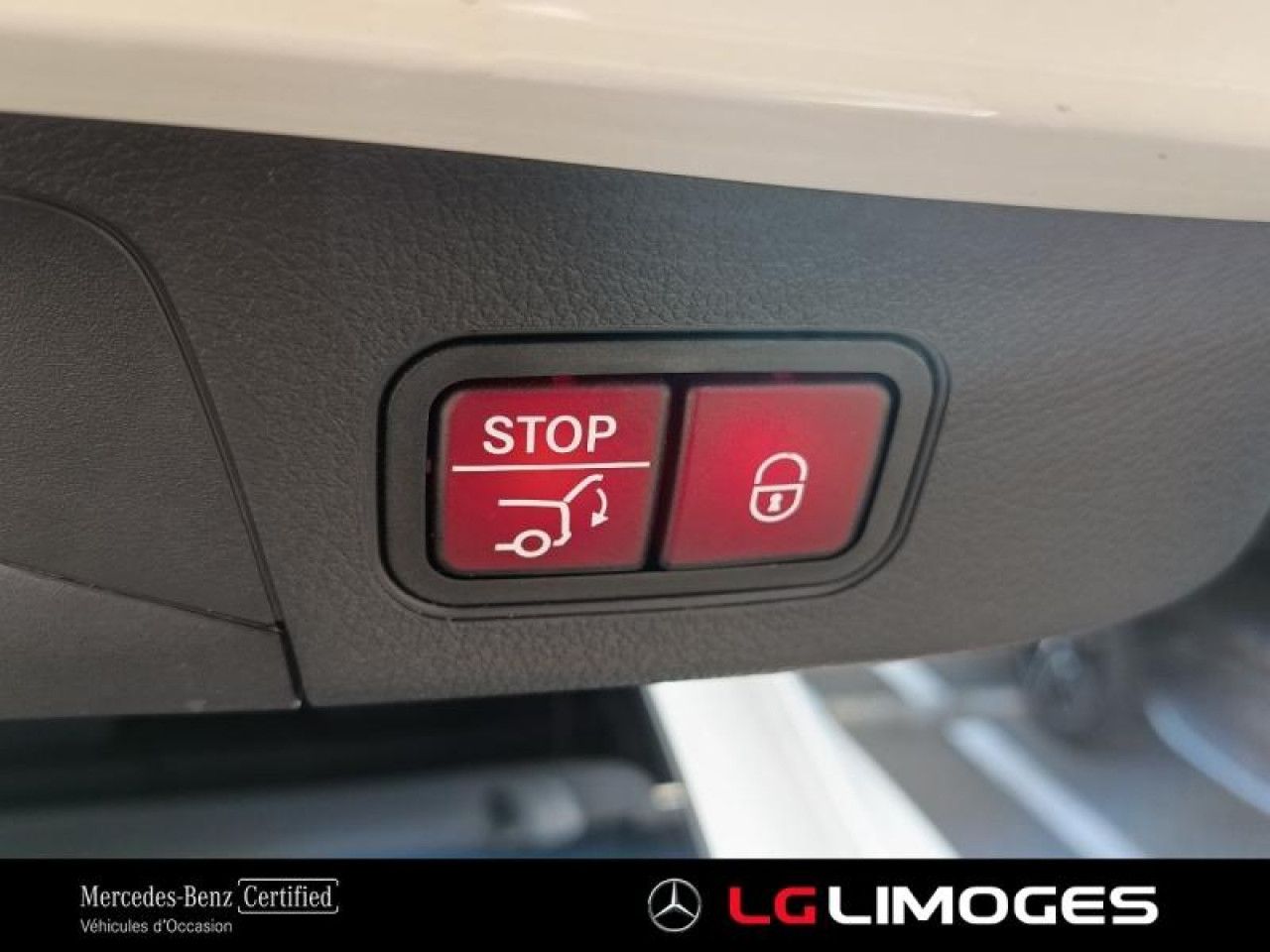 Photo du v&eacute;hicule 18 / 18