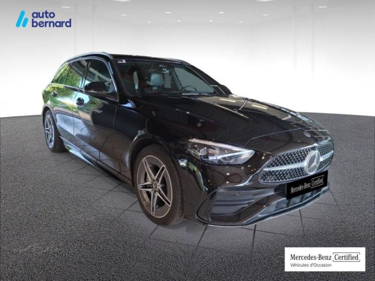 Photo du v&eacute;hicule 3 / 18