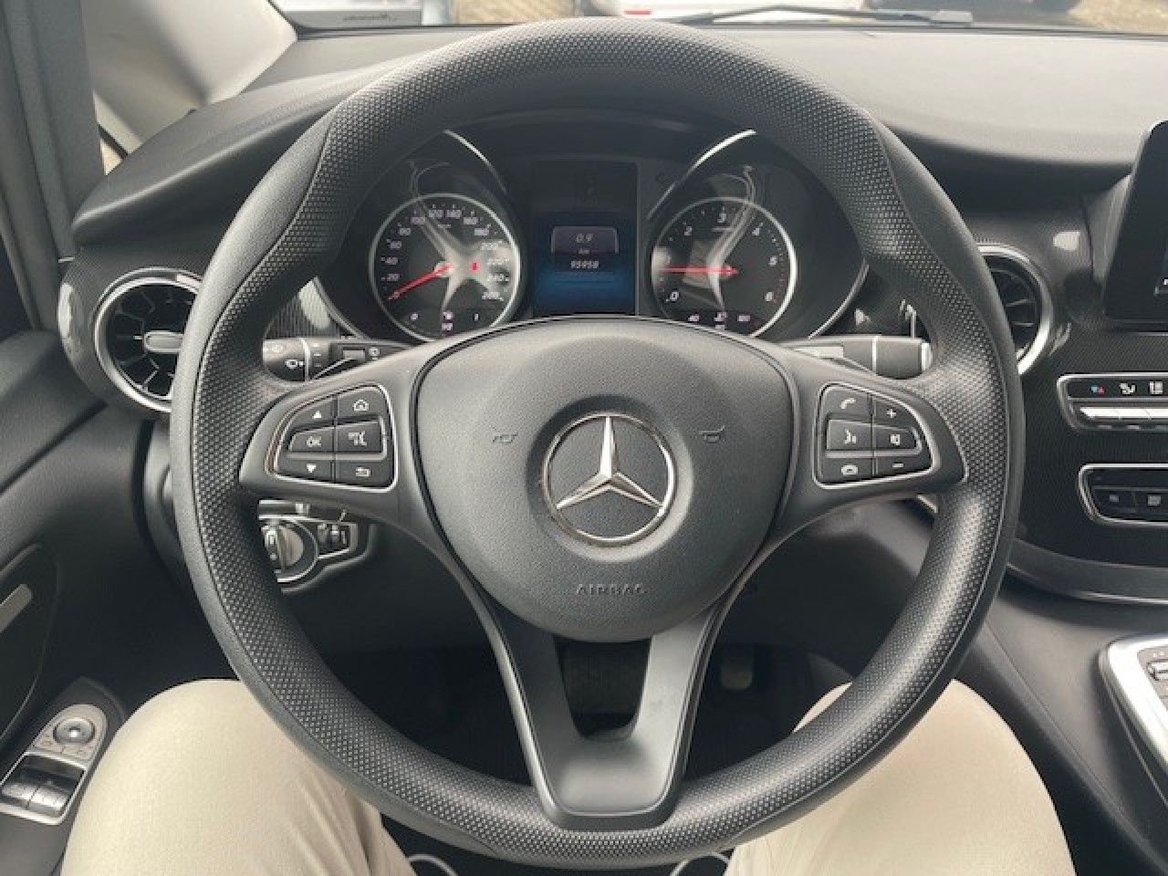 Fahrzeugbild 12 / 19