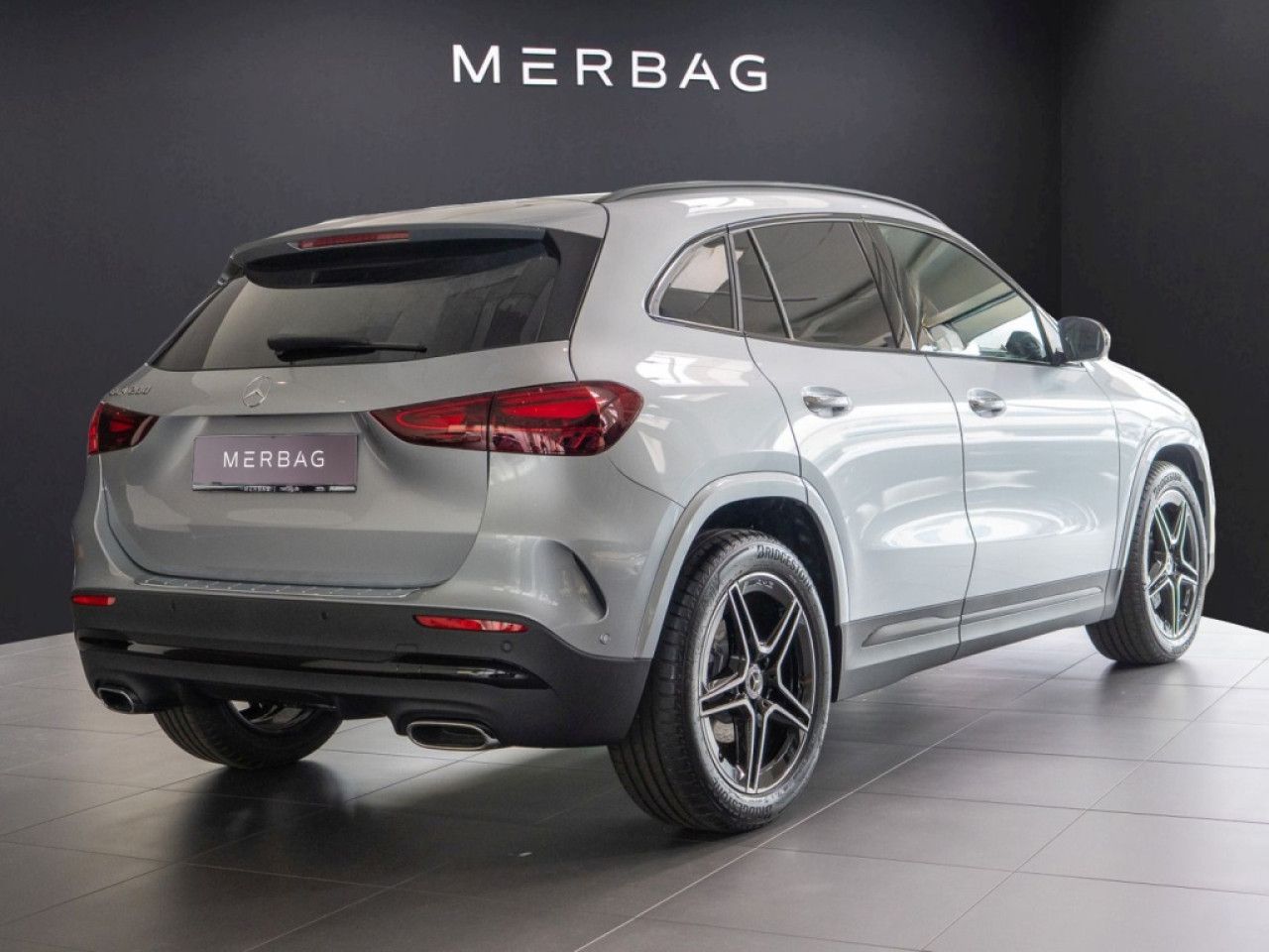 Mercedes-Benz GLA – Bild 2