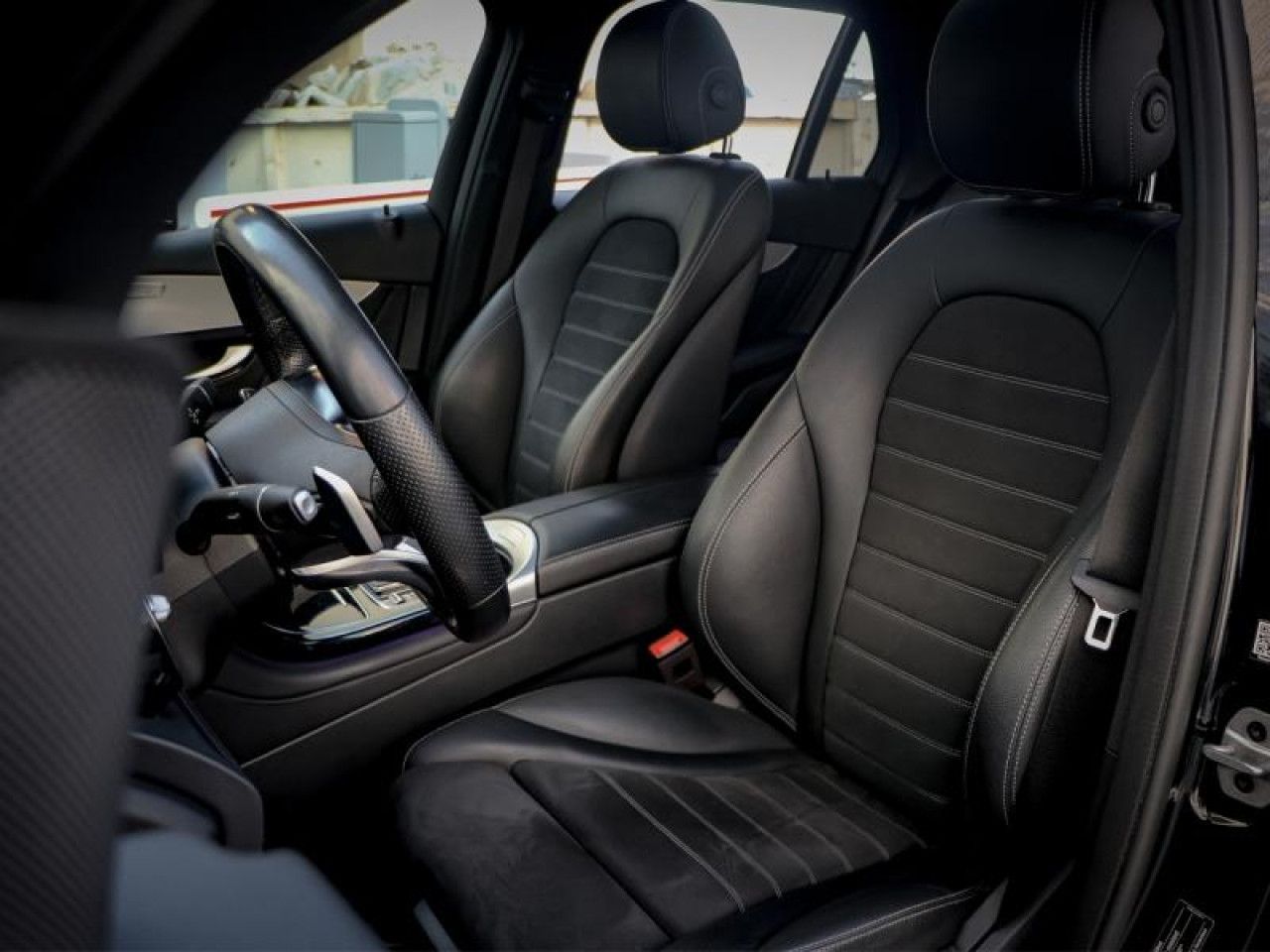 Photo du v&eacute;hicule 17 / 18