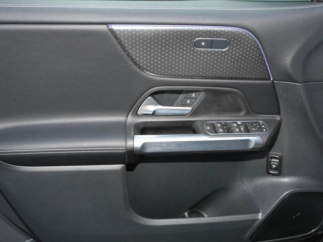 Fahrzeugbild 23 / 24