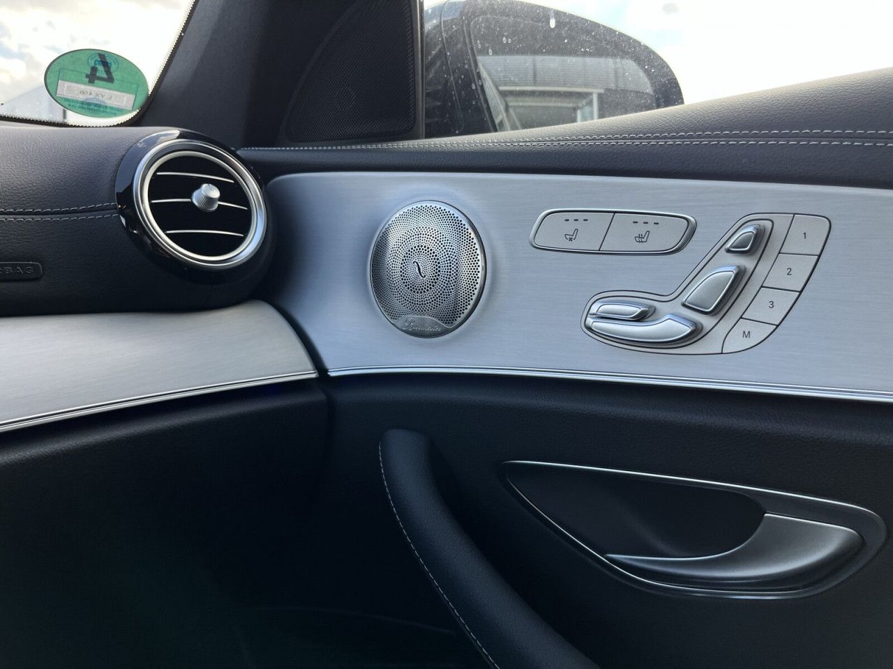 Mercedes-Benz E-Klasse – Bild 20