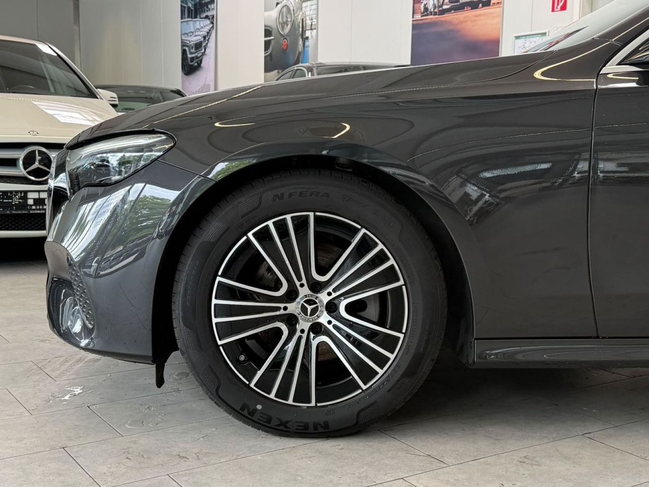 Mercedes-Benz E-Klasse – Bild 11