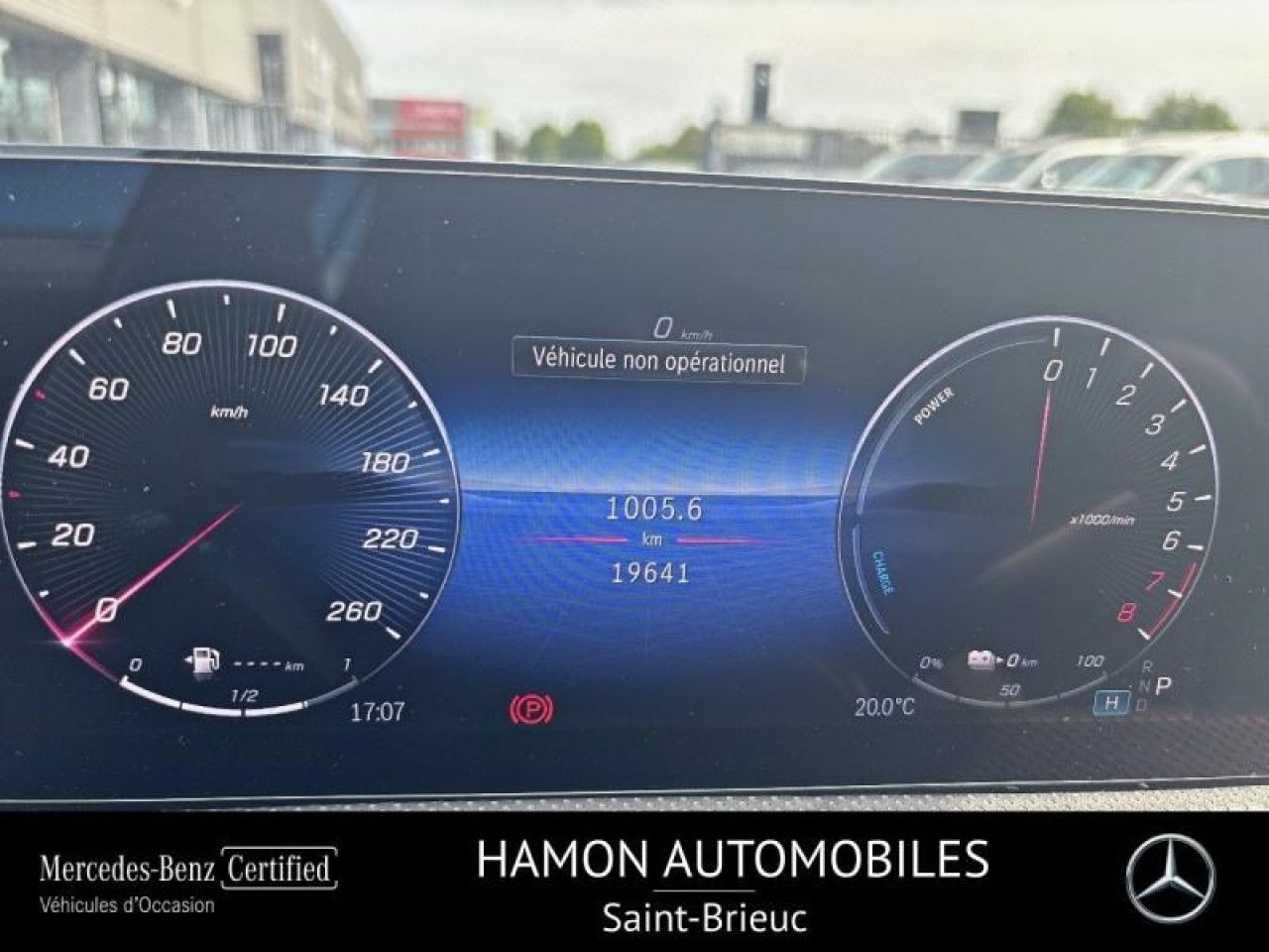 Photo du v&eacute;hicule 9 / 18