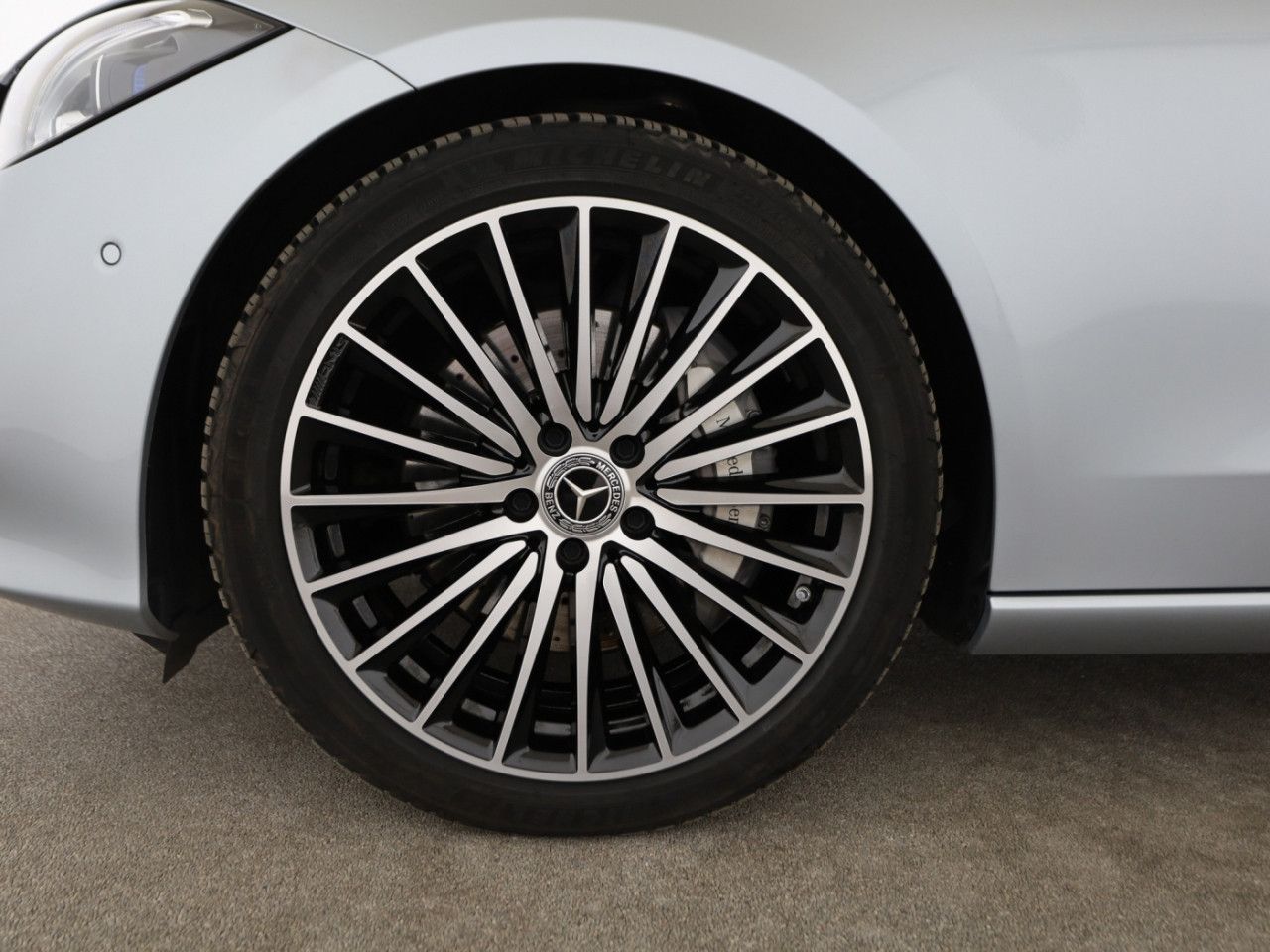 Mercedes-Benz C-Klasse – Bild 16