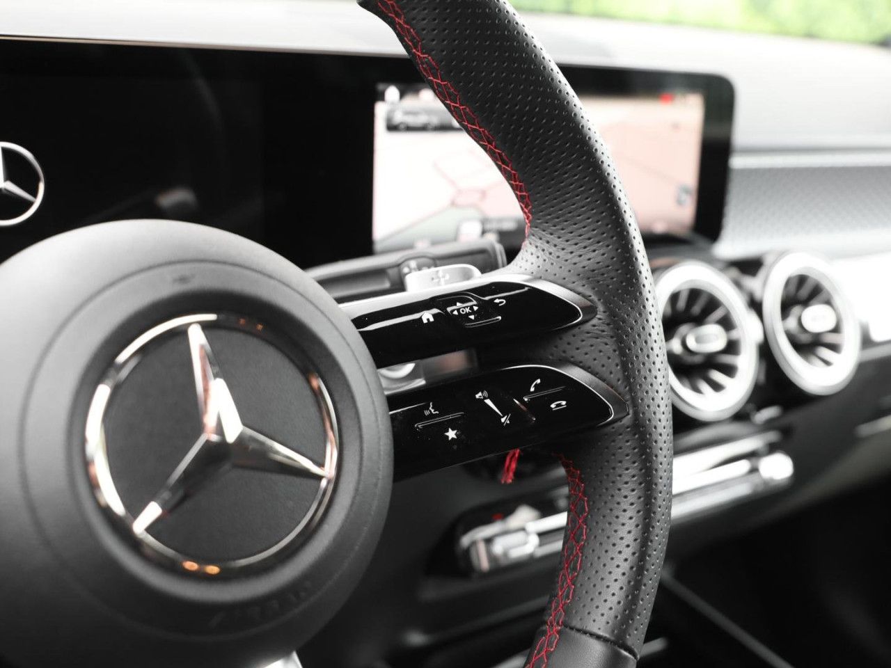 Mercedes-Benz GLB – Bild 16