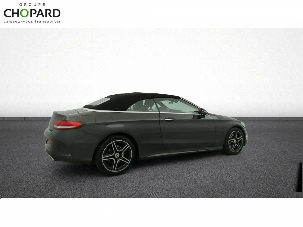 Photo du v&eacute;hicule 9 / 18