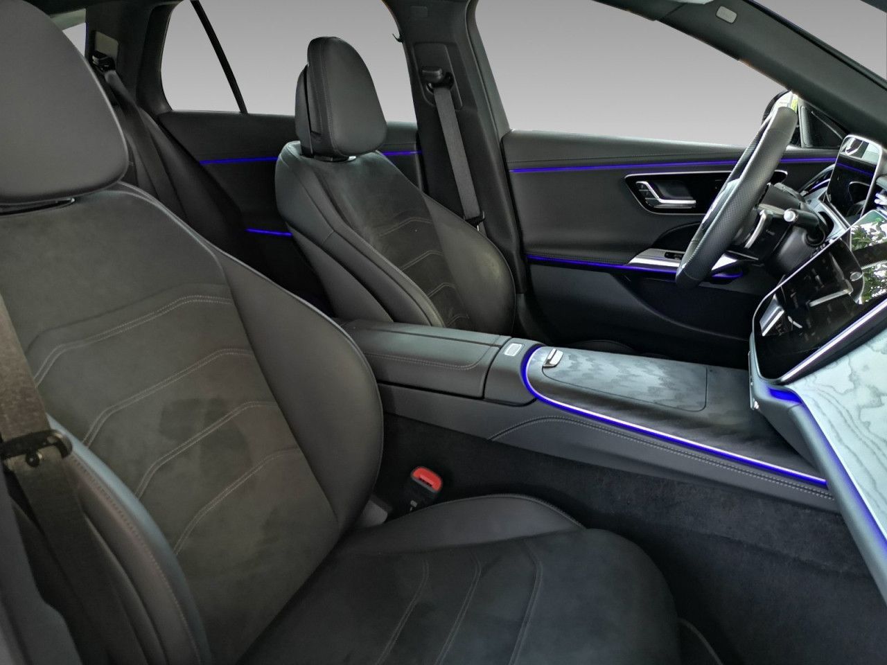 Mercedes-Benz E-Klasse – Bild 7
